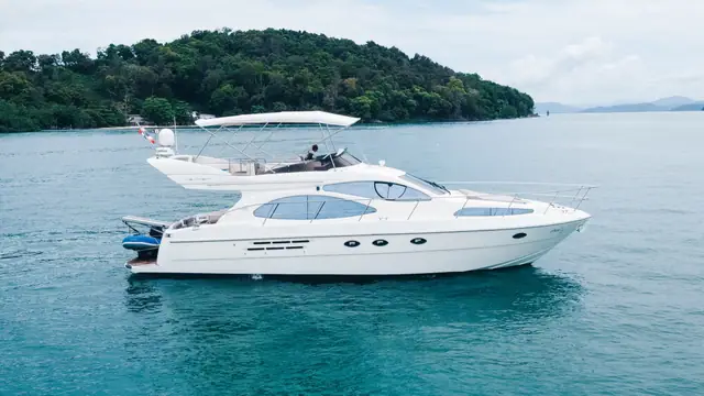 Azimut 46 - 3