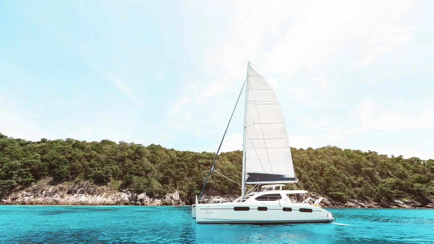 Leopard 47 Myra — exterior
