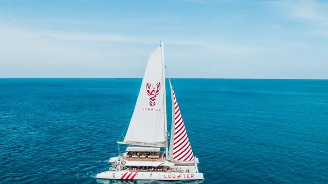 Lobster 78 — under sail