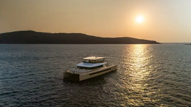 Pisces 85 — at sunset